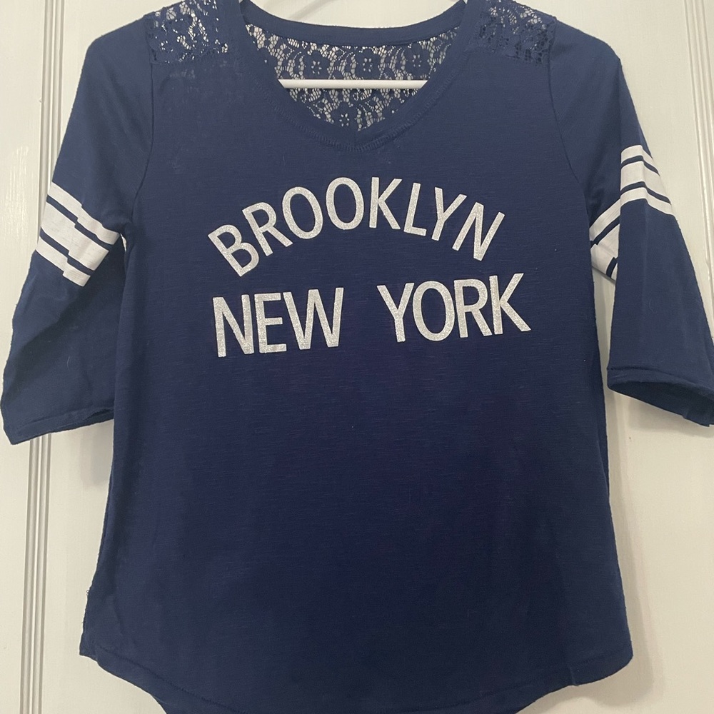 SO Lacey 3/4 sleeve shirt